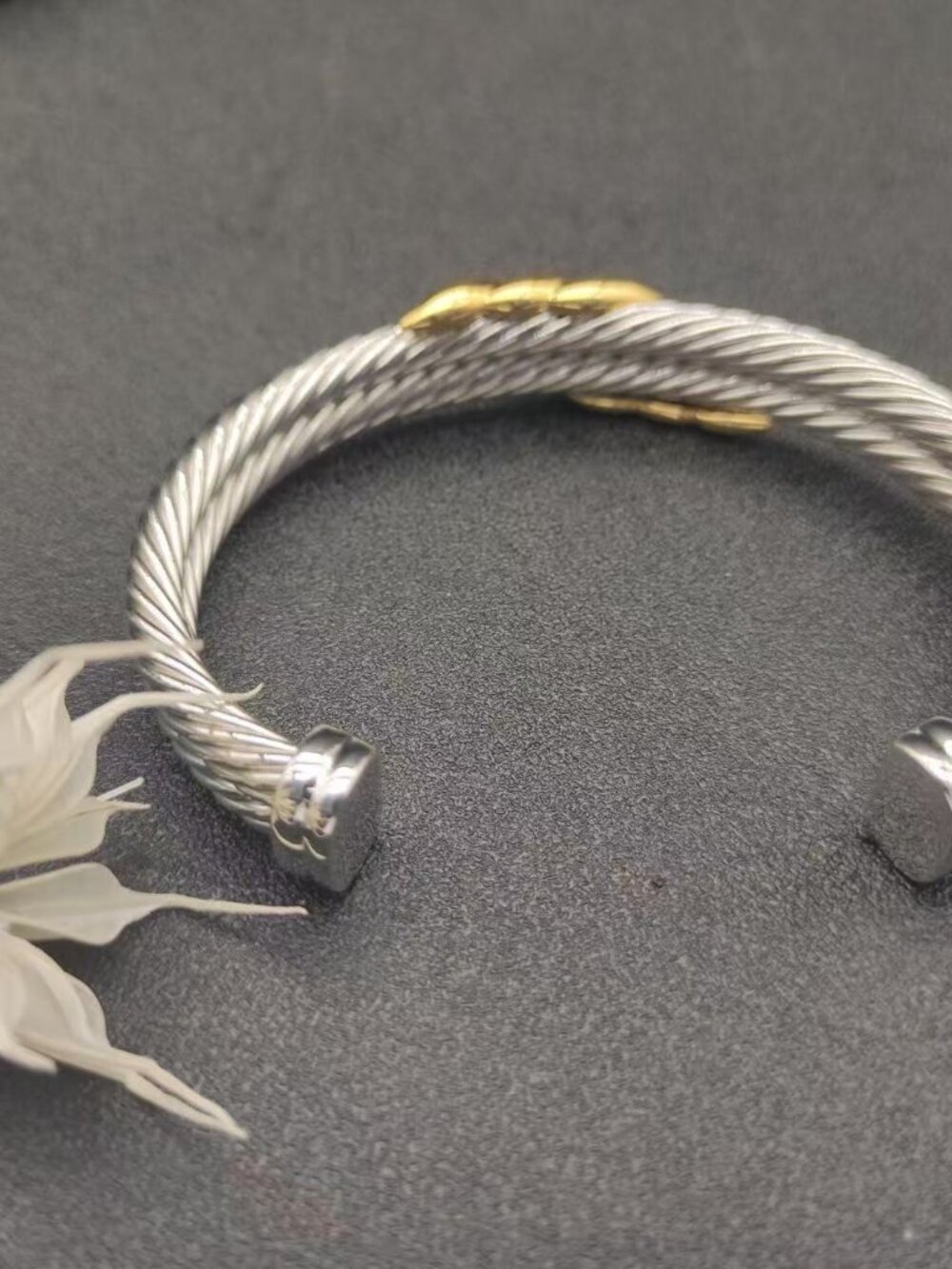 David Yurman 10mm Three-Row Cable Bracelet - Picture 4 of 6
